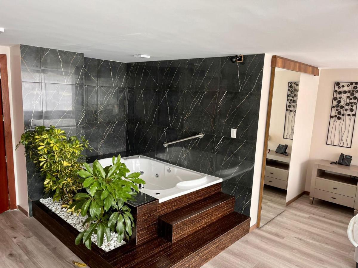 Hotel Ambato Luaran gambar