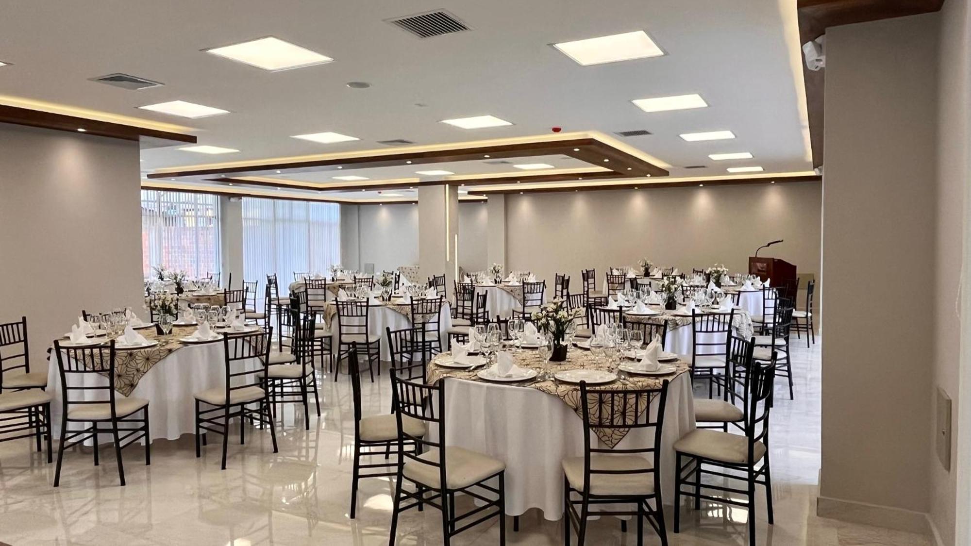 Hotel Ambato Luaran gambar