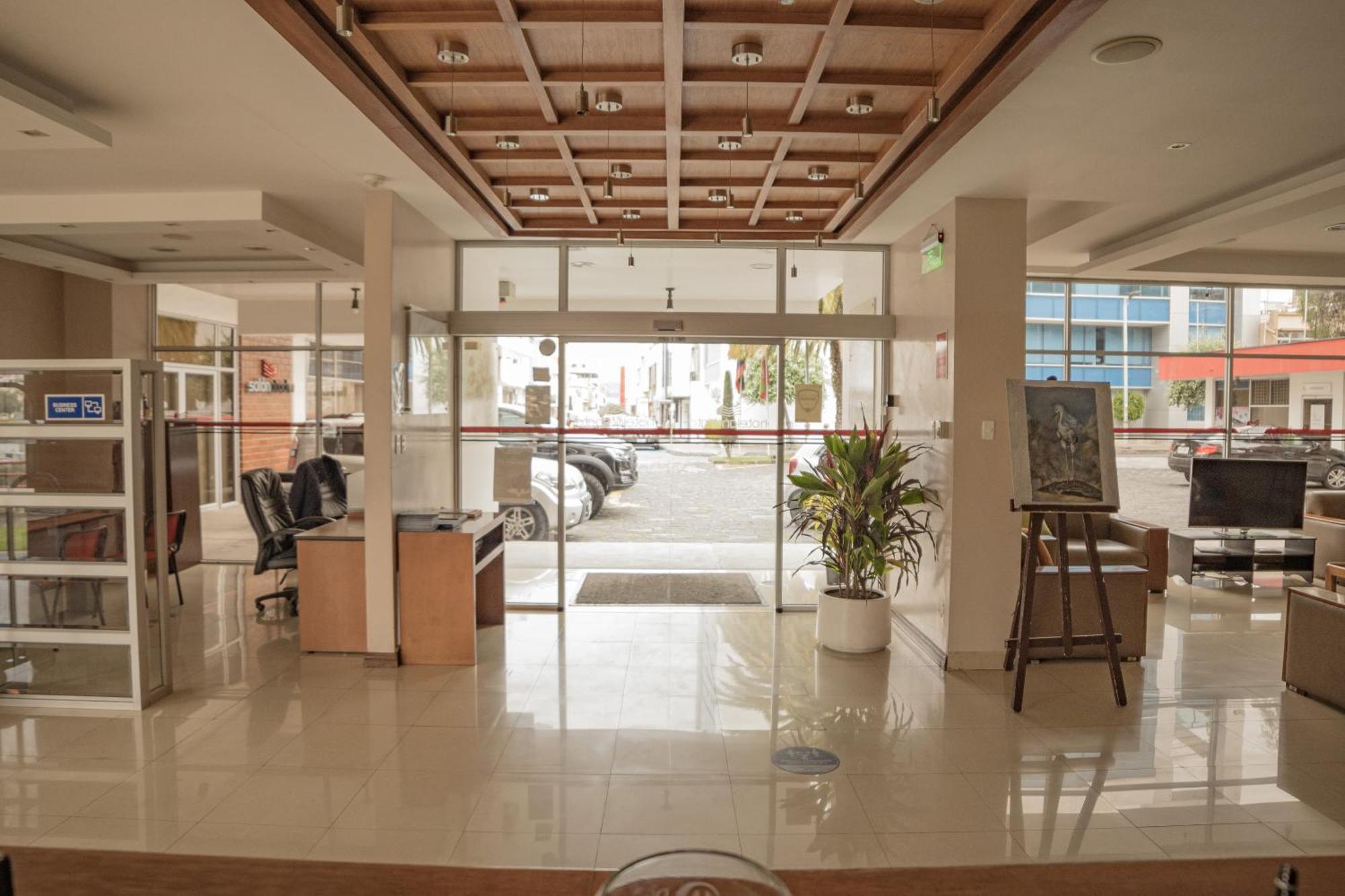 Hotel Ambato Luaran gambar