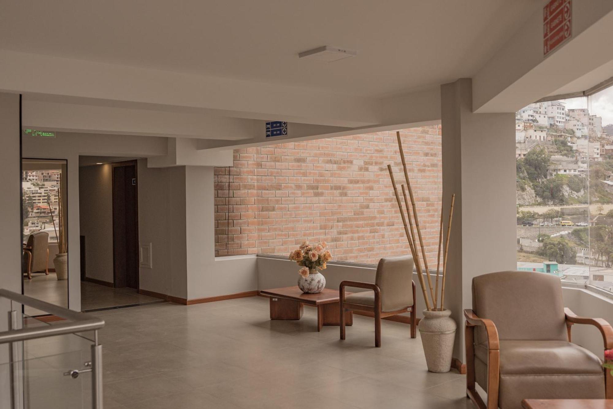 Hotel Ambato Luaran gambar