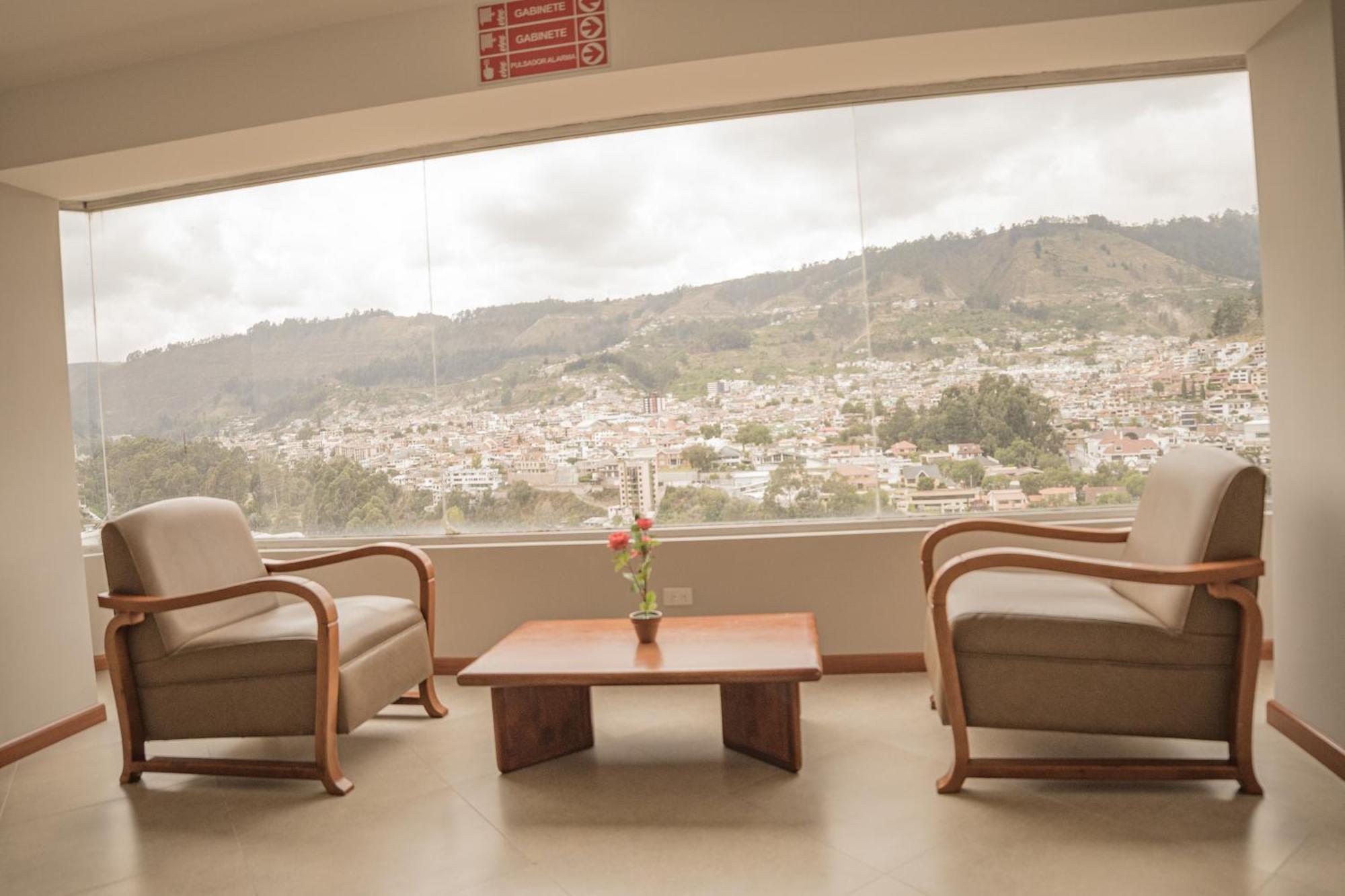 Hotel Ambato Luaran gambar