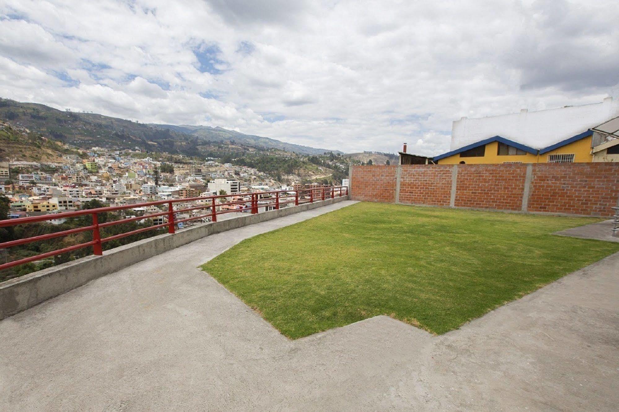 Hotel Ambato Luaran gambar